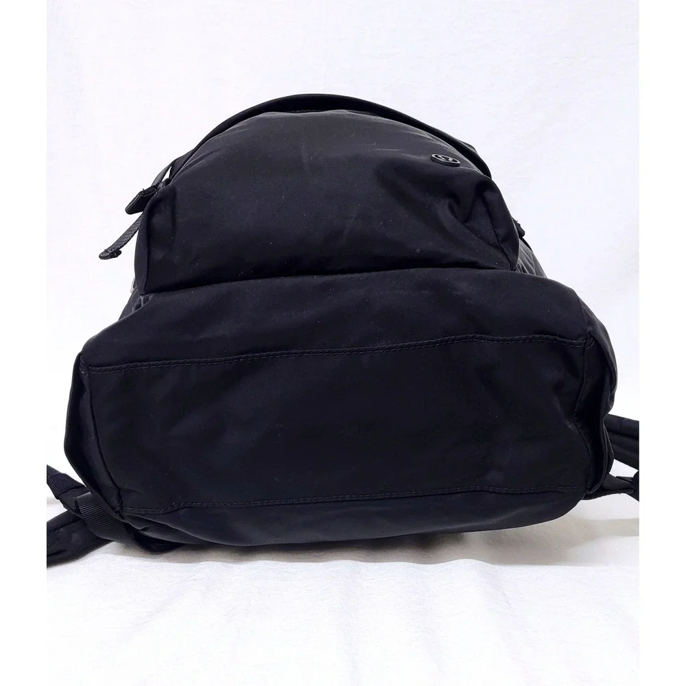 lululemon athletica lululemon black